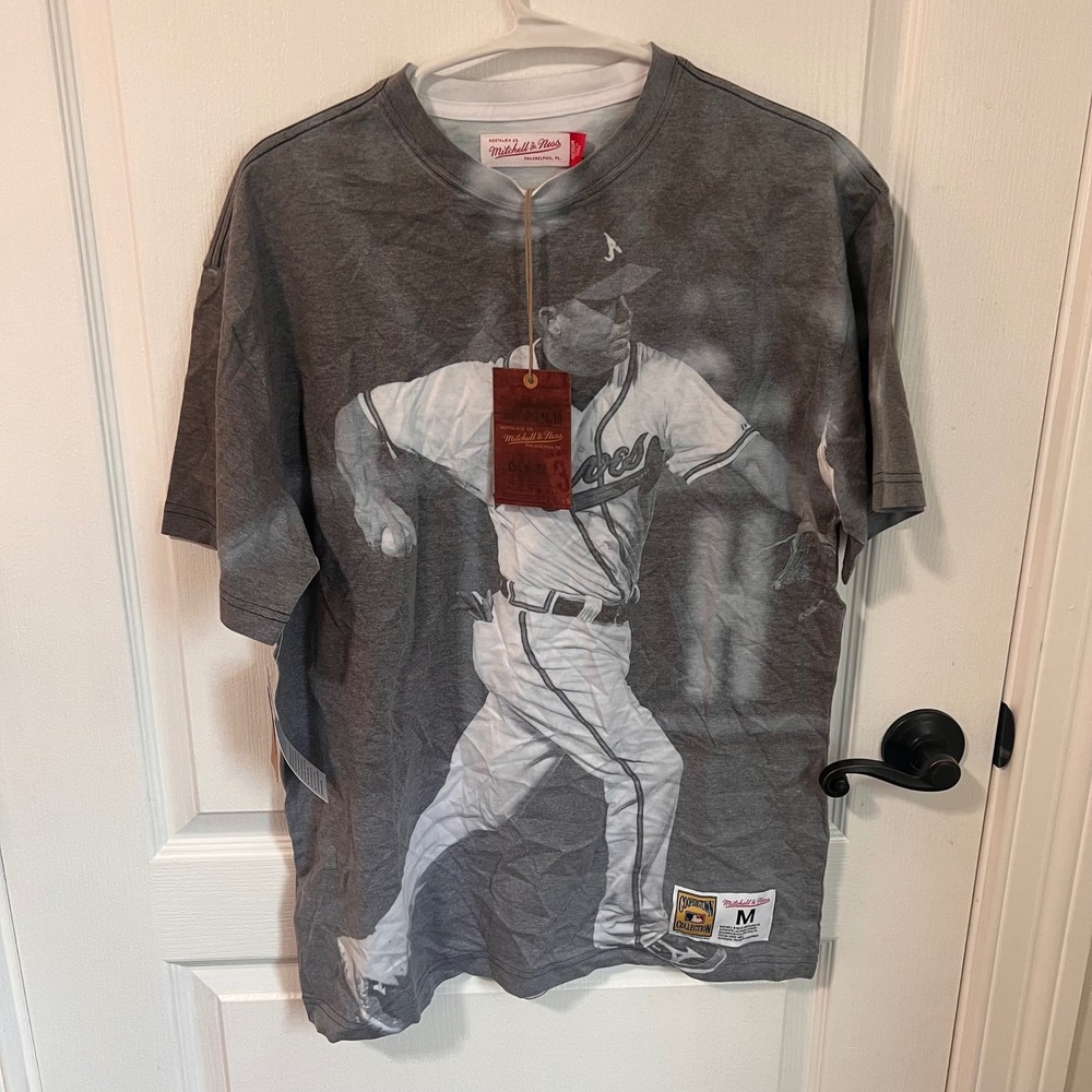 Mitchell & Ness Atlanta Braves T-Shirt Baseball‎ Graphic Tee Size Medium NWT